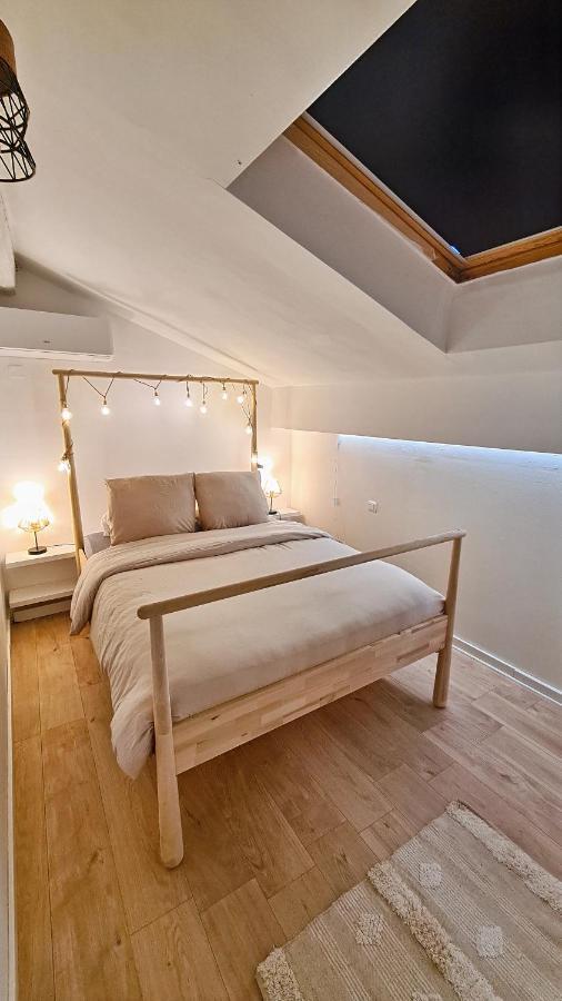 Sous Les Toits D'Avignon Apartment Luaran gambar