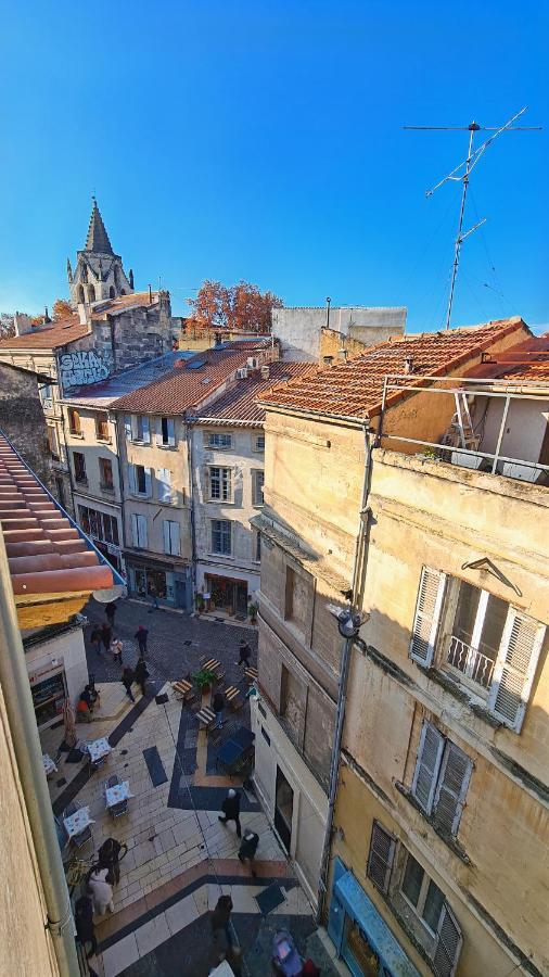 Sous Les Toits D'Avignon Apartment Luaran gambar