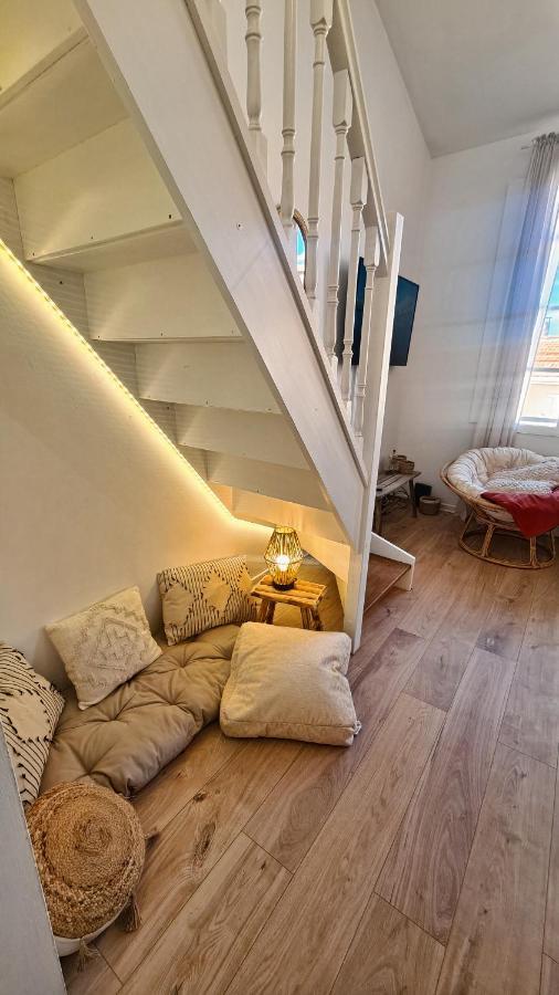 Sous Les Toits D'Avignon Apartment Luaran gambar
