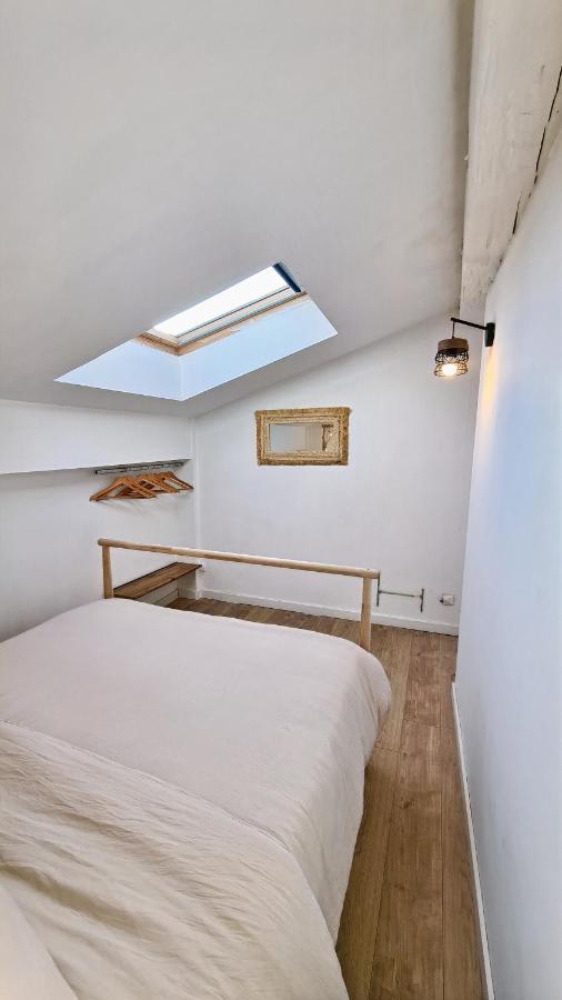 Sous Les Toits D'Avignon Apartment Luaran gambar